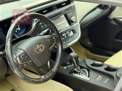 تويوتا أفالون